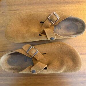 Birkenstock Unisex size 42 in brown mink color